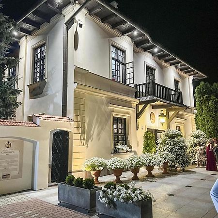 Dwor Anna Bed & Breakfast Цечежин Екстериор снимка
