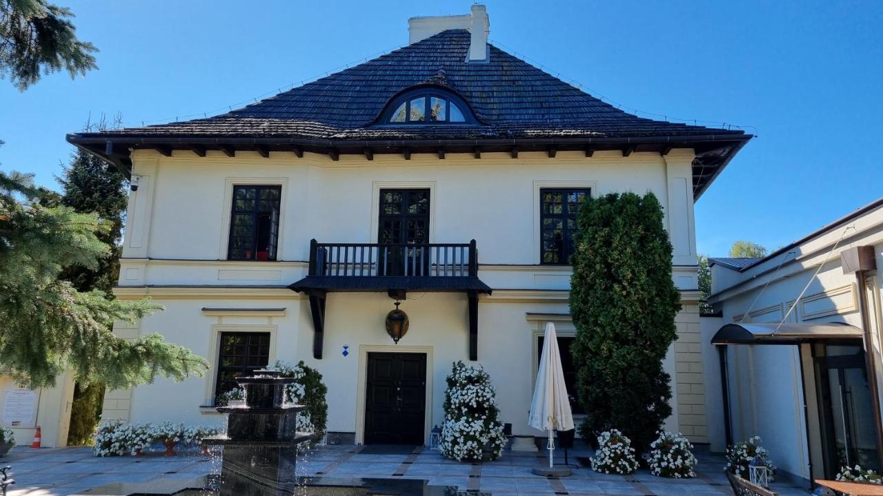 Dwor Anna Bed & Breakfast Цечежин Екстериор снимка