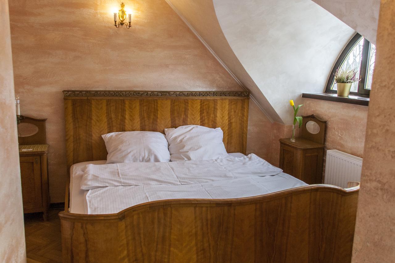 Dwor Anna Bed & Breakfast Цечежин Екстериор снимка